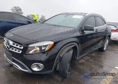 2020 Mercedes-Benz Gla 250 z USA, uszkodzony, nr VIN WDCTG4EB7LU021624